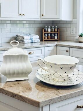 Classic Elegant Graces Teaware